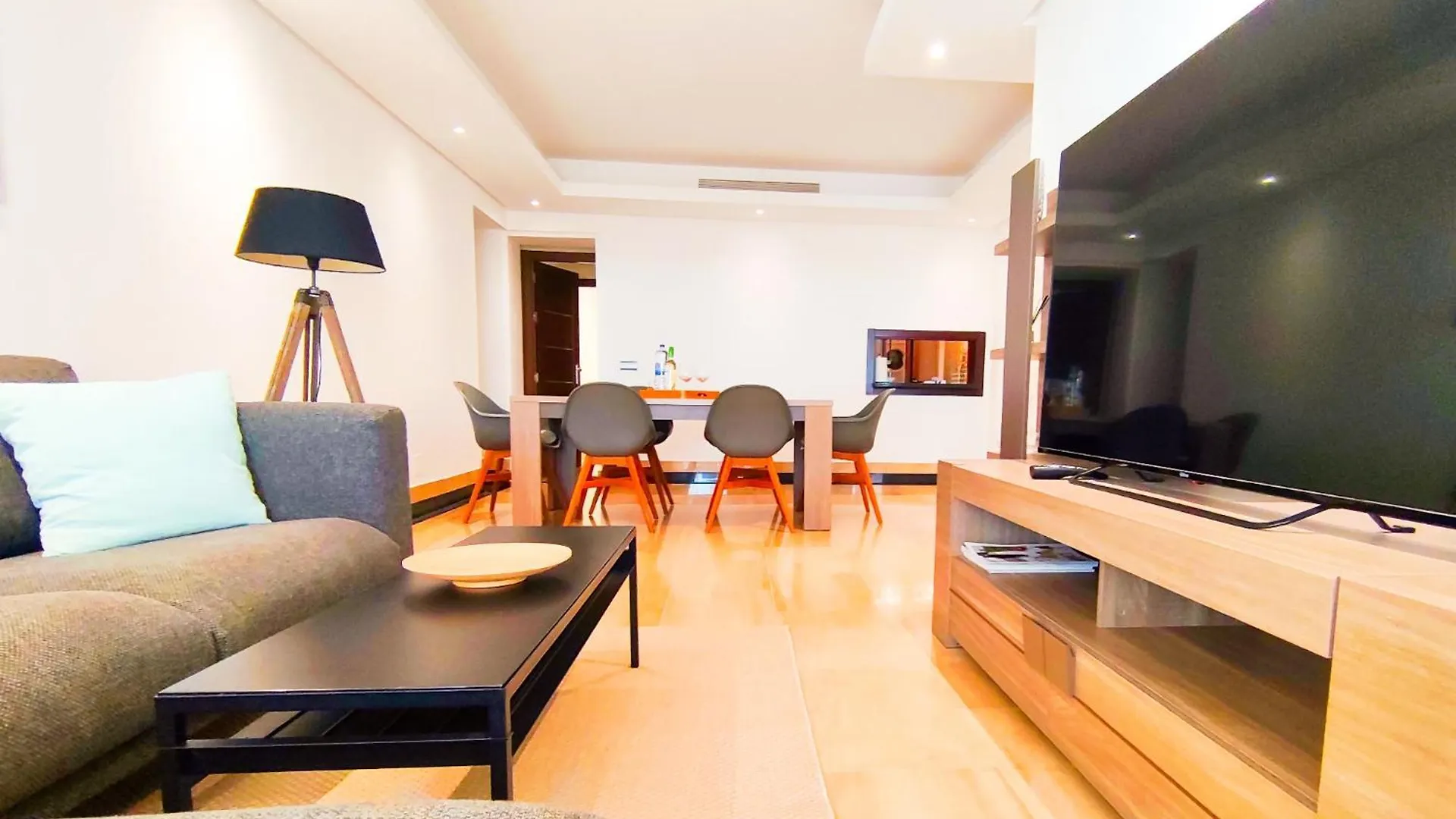 Luxury 3 Bedrooms Private Heated Pool Ehhouse Estepona 0*,  Spagna